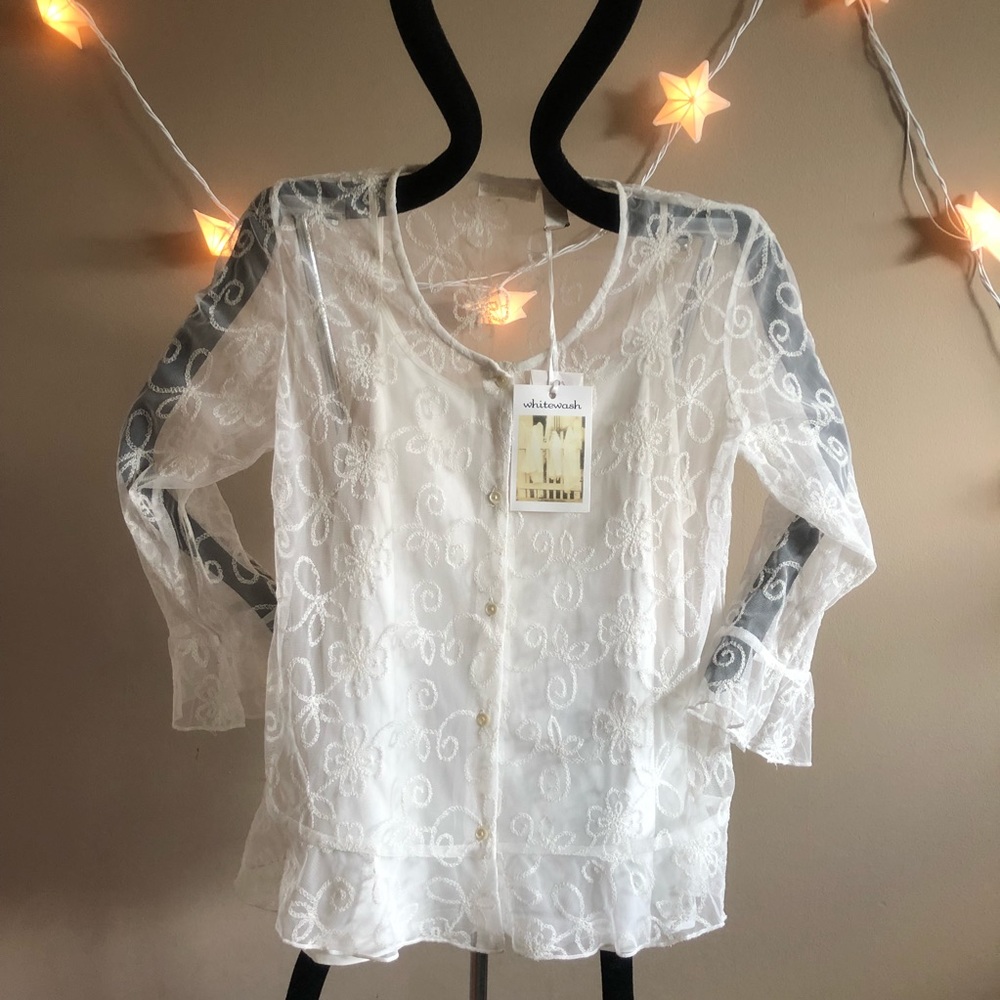 •Whitewash Carrie Embroidered Blouse•